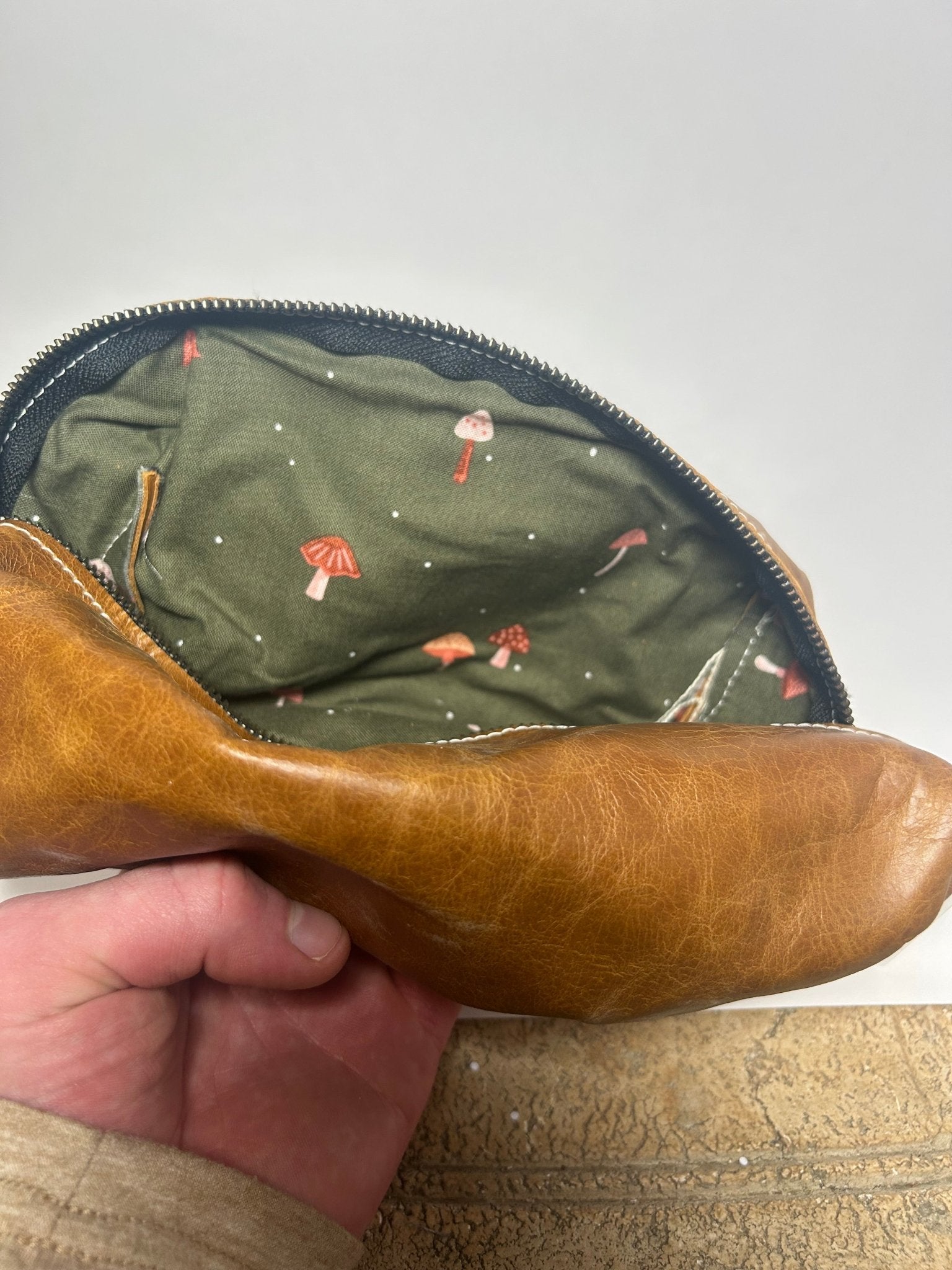 Handmade Leather Toiletry Bag | Durable, Stylish, and Eco-Friendly Travel Organizer - My Store